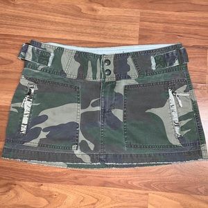 Vintage Abercrombie & Fitch Camo Mini Skirt